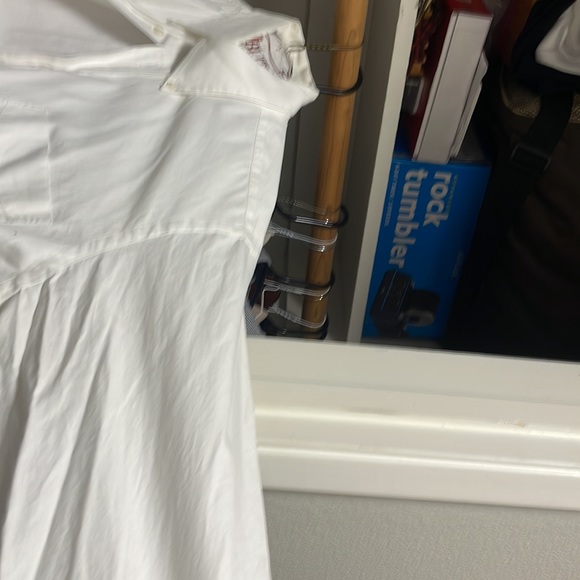 Good for a religious event or professional meeting. - Picture 2 of 2